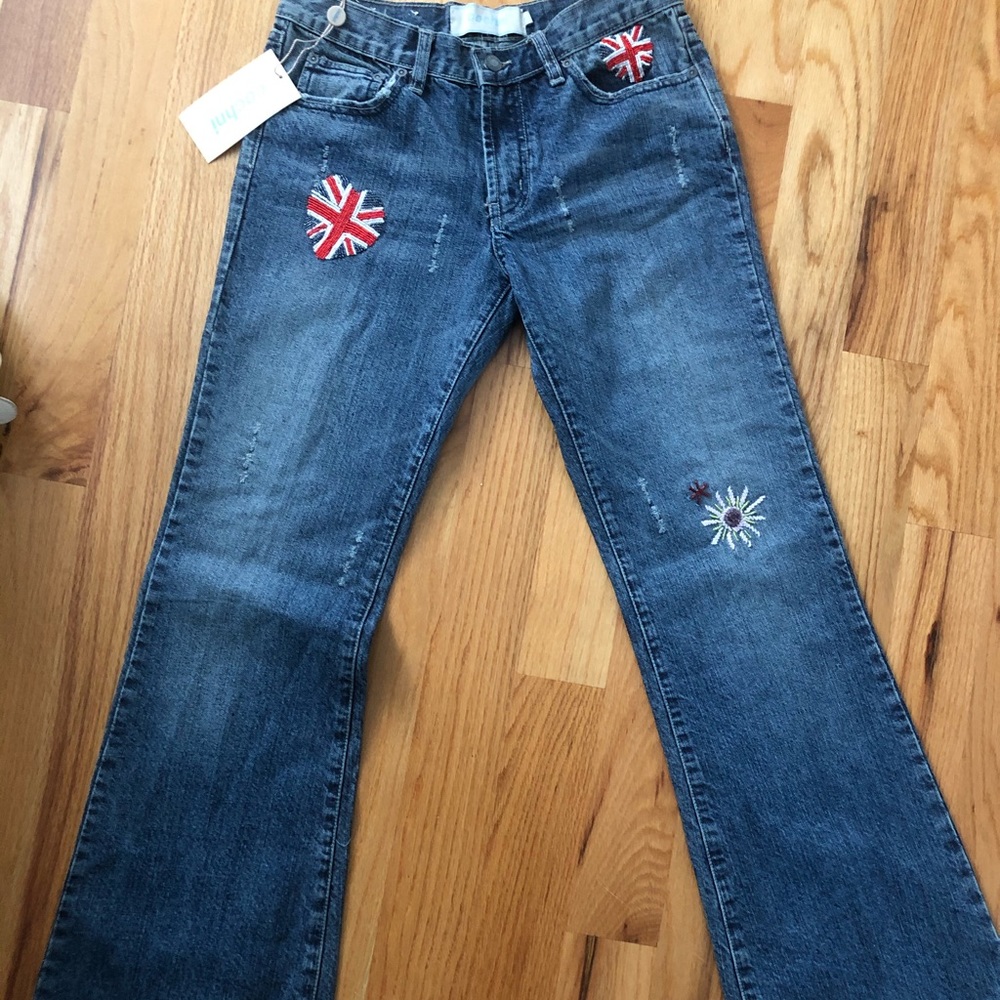 Cochin ITALY  jeans. Size 30. NWT